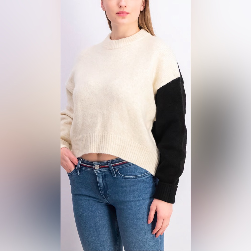 Topshop Women Crew Neck Knitted Long Sleeve Sweater, Beige and Black - Picture 1 of 9